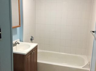 47 Everard St #3, Worcester, MA 01605