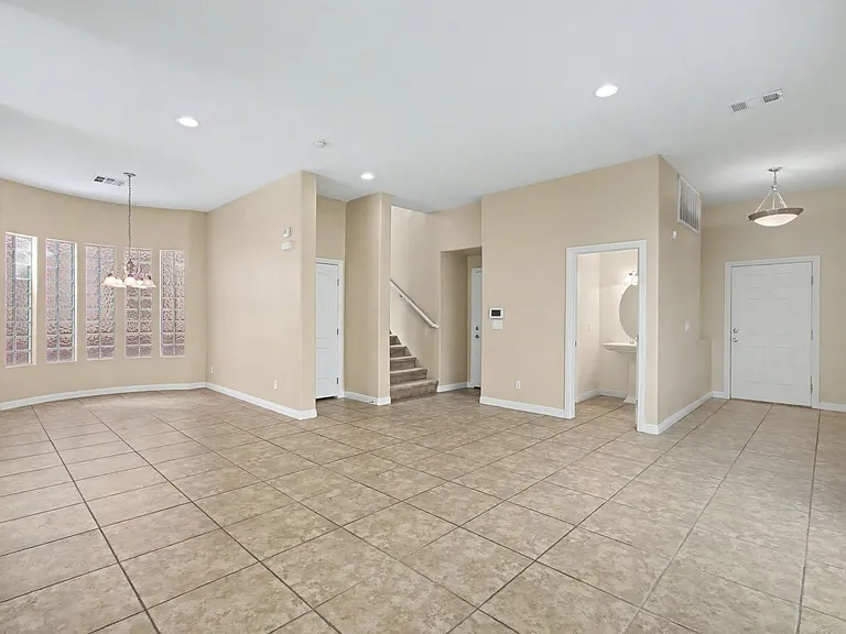 9221 Worsley Park Pl — Photo 6