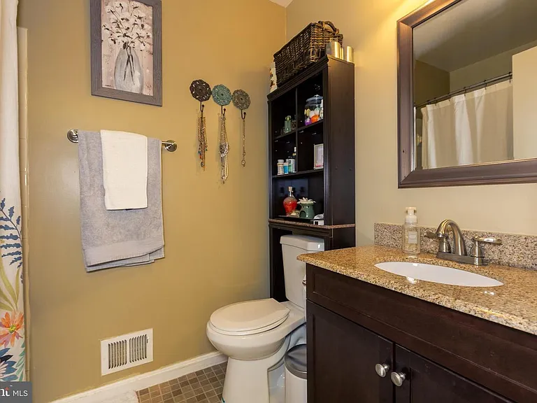 13662 Barren Springs Ct — Photo 40