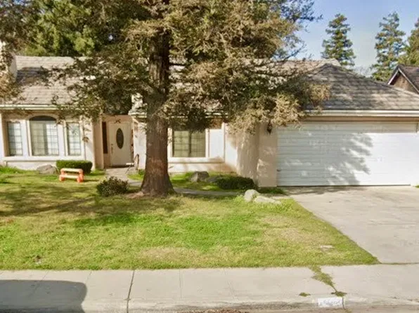 2222 Alton St, Selma, CA 93662