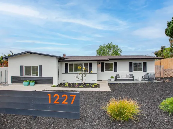 1227 Tylee St, Vista, CA 92083
