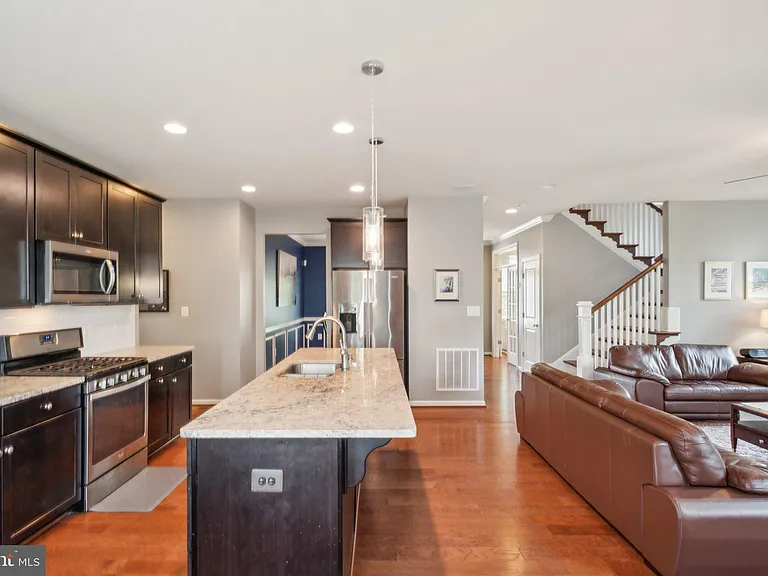 13305 Windy Meadow Ln — Photo 8