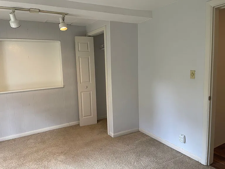 2111-13 Nob Hill Ave N #2111A-21131/2 — Photo 11