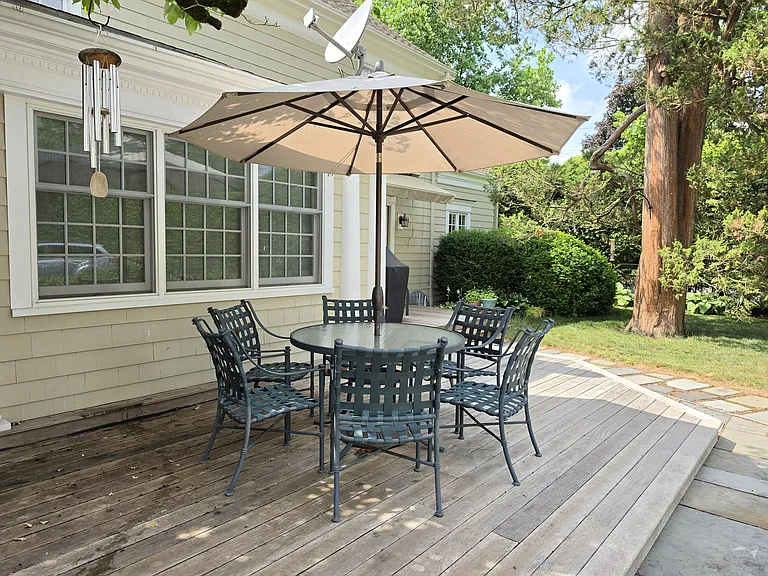 11 Alden Ave — Photo 7