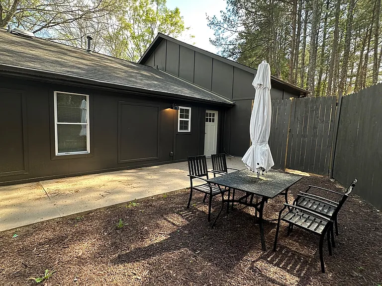 Stillwater Ln — Photo 9