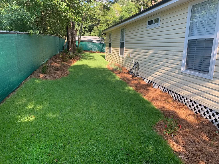 1336 Gibbs Dr — Photo 3
