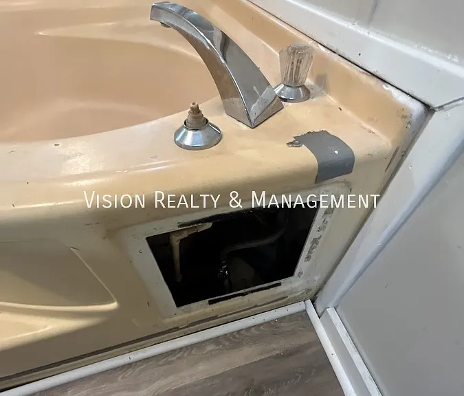 137 Park West Ct — Photo 29