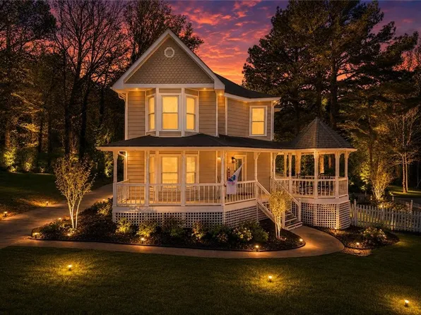 322 Wyngate Rd, Auburn, GA 30011