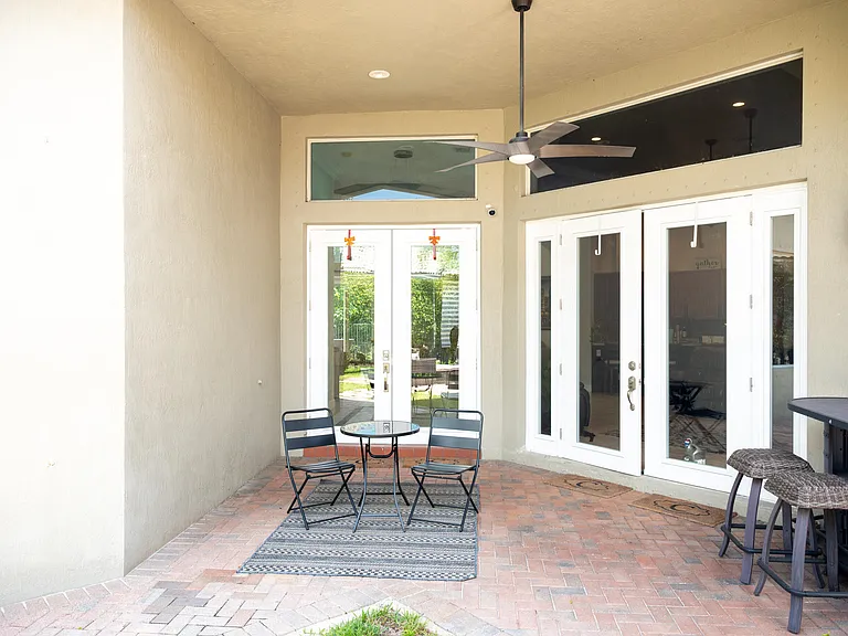 10122 Oak Meadow Ln — Photo 24