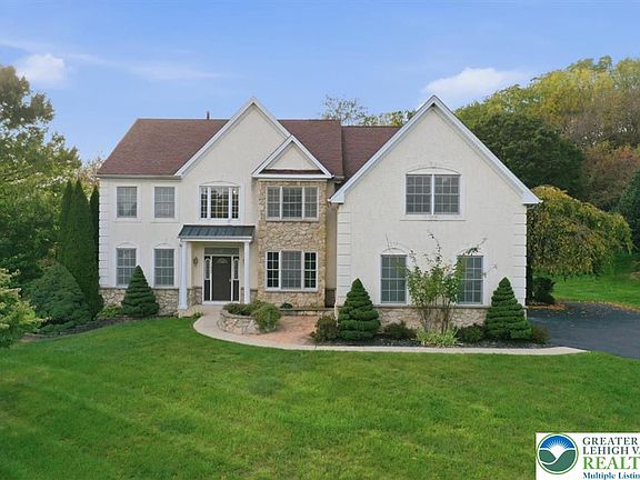 2nd image of 1422 Morningside Dr