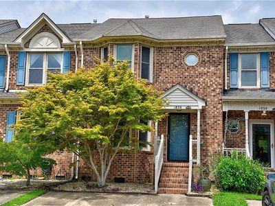 1856 Volvo Pkwy, Chesapeake, VA, 23320