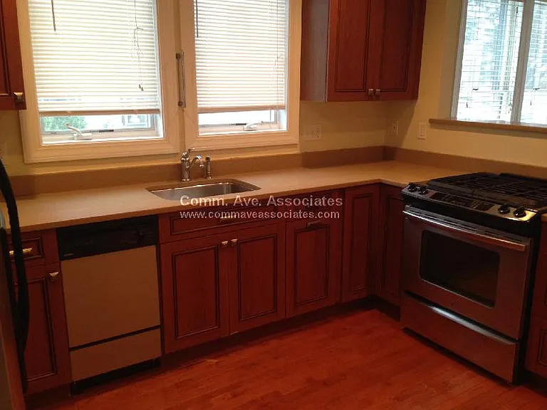 62 Maple St #1 — Photo 14