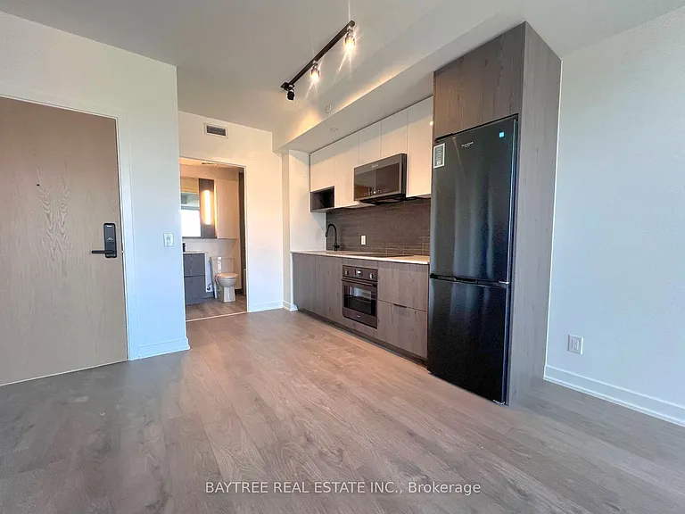 5 Defries St #2101 — Photo 7