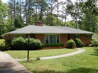 120 Hillcrest Rd, Thomasville, NC 27360