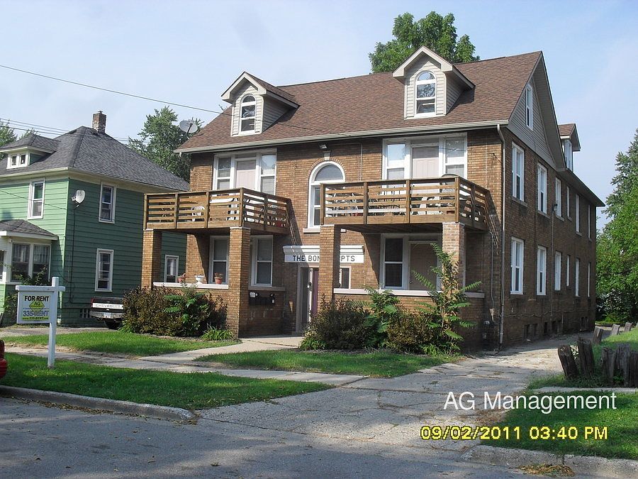 1st image of 34 Augusta Ave Lowr 34