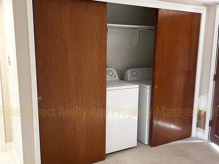 2637 N Wilson Ave — Photo 8