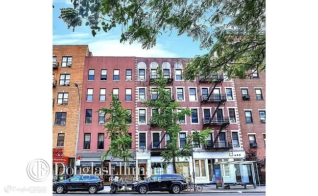 Rented by Douglas Elliman | media 10