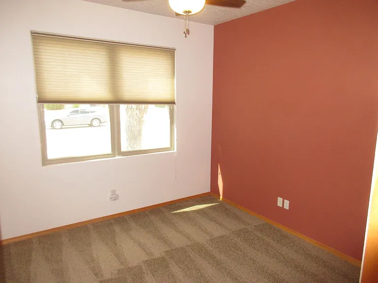 1312 Tiffany Ln SE — Photo 13