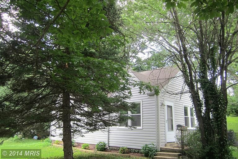 1st image of 6927 Westlawn Dr