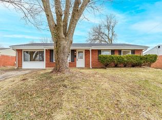 675 Mount Vernon Dr, Xenia, OH 45385