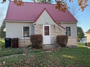 405 Maple St N, Mabel, MN 55954