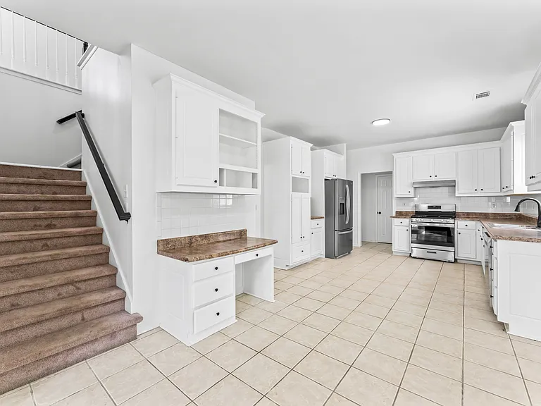 4267 Azalea Walk — Photo 10