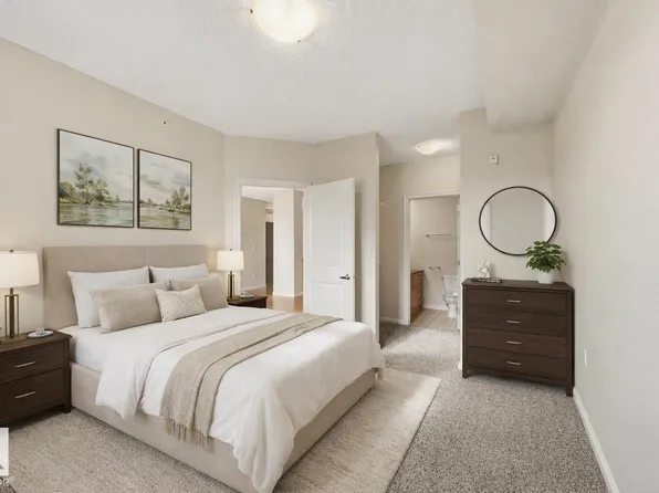 9819 104th St NW #304, Edmonton, AB T5K 0Y8