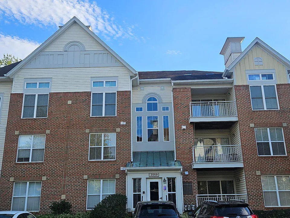 3559 Floating Leaf Ln #E302