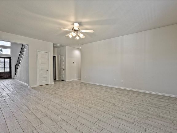 3rd image of 15134 N Heron Heights Way