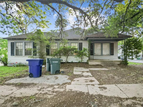 928 University Ave, Huntsville, TX 77320