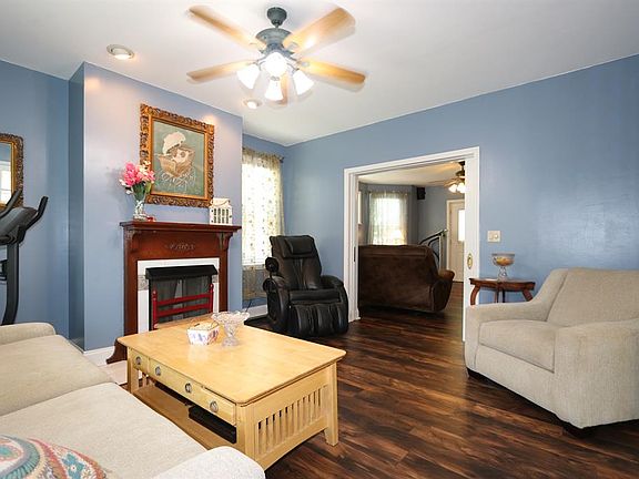 5th image of 4009 Grove Ave