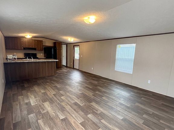 2nd image of 18733 Samuels Rd #146