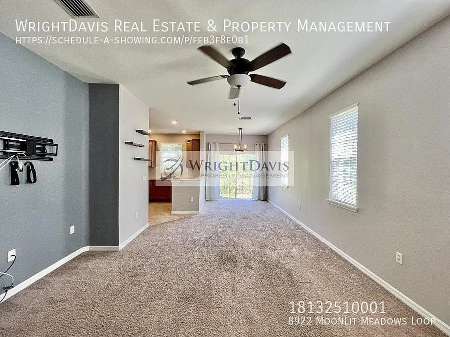 Beautiful 2/2.5 townhome in Eagle Palm! — Photo 4
