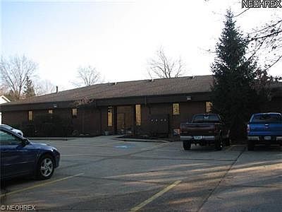 3rd image of 193 East Ave
