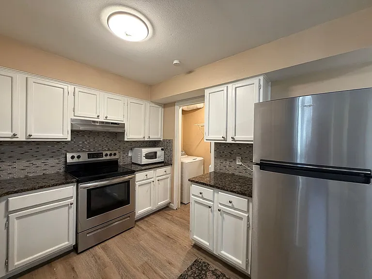 4226 Walnut Hills Dr #4 — Photo 10