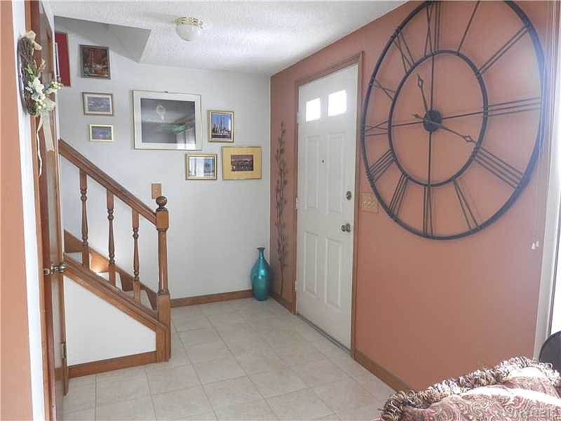 2nd image of 245 Wimbledon Ct