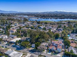 2360 Redlands Dr, Newport Beach, CA 92660