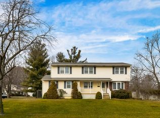 2 Fawn Dr, Matawan, NJ 07747