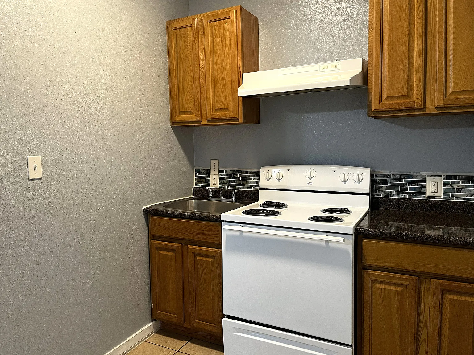 Studio, 360 sqft, $900 — Photo 4