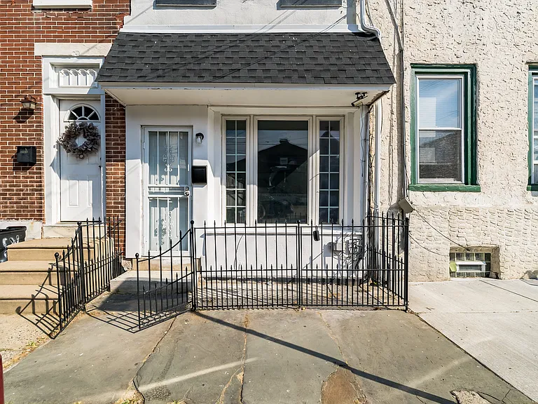 3521 Indian Queen Ln — Photo 3