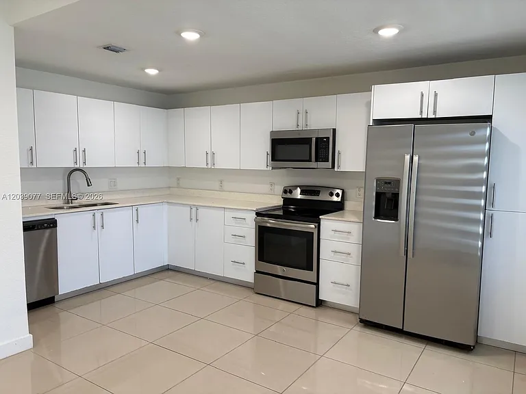 25680 SW 143rd Path — Photo 8