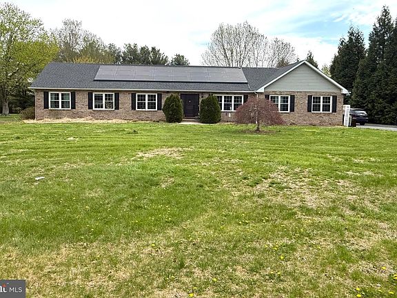 2nd image of 160 Pine Valley Dr