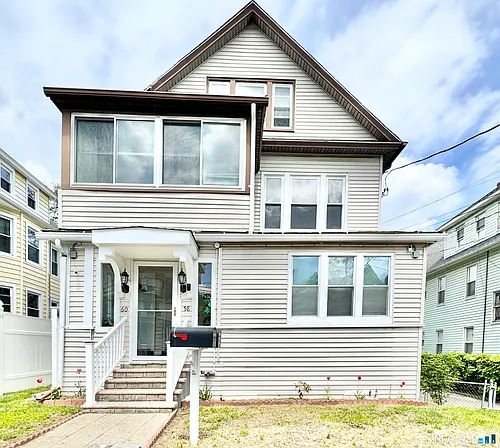 60 Westfield Ave Photo 1