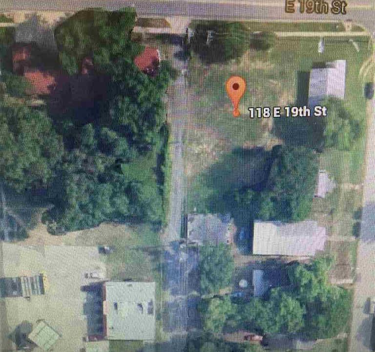 1st image of 118 E 19th St