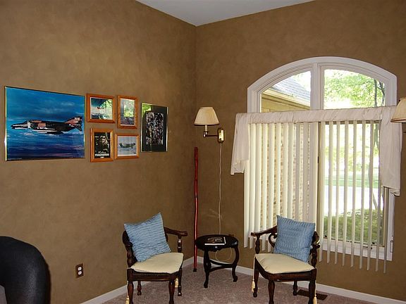 4th image of 50297 Hedgeway Dr