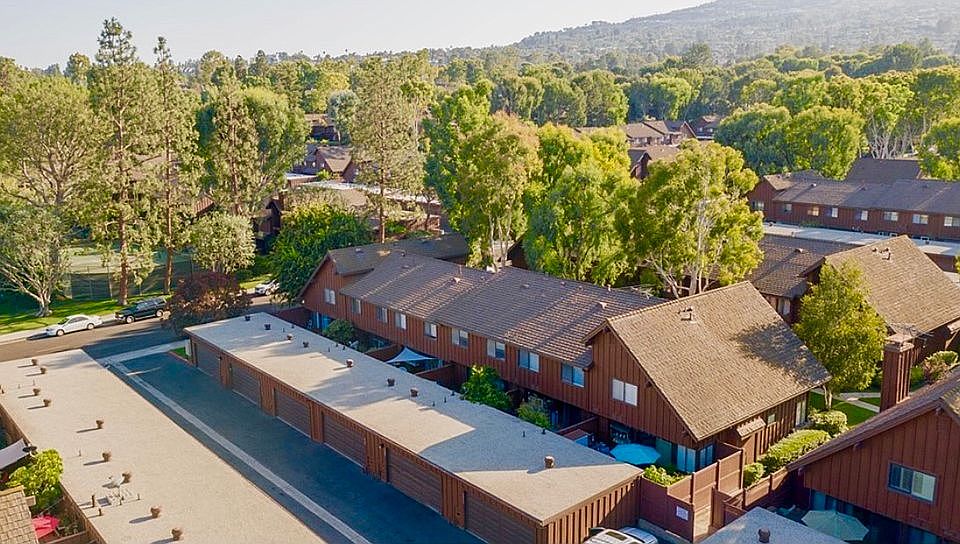 1st image of 1632 Dalmatia Dr