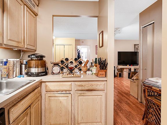 5th image of 1901 Madison Ave APT 330