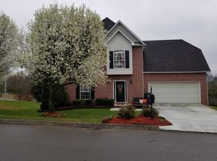 5500 Crooked Pine Ln, Knoxville, TN 37921