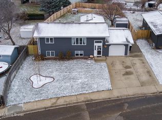 695 8th Ave E, Dickinson, ND 58601