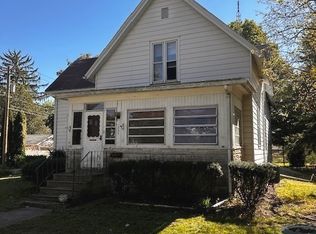 1207 5th St, Mendota, IL 61342